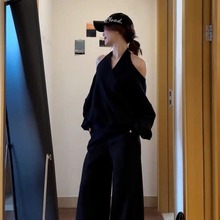 美式慵懒风黑色v领挂脖露肩卫衣女秋季新款宽松显瘦露背百搭上衣