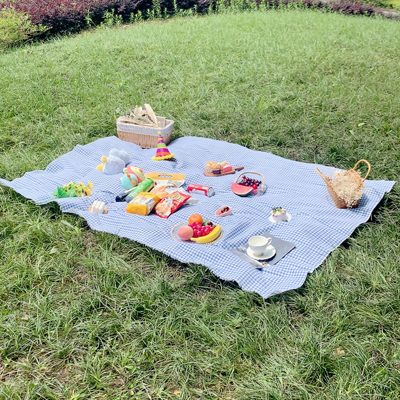 外国貿易の屋外キャンプのピクニックのマットの小さい清新な格子insの風野の食事のテーブルクロスの春の旅行の携帯芝生のマットの卸売り|undefined