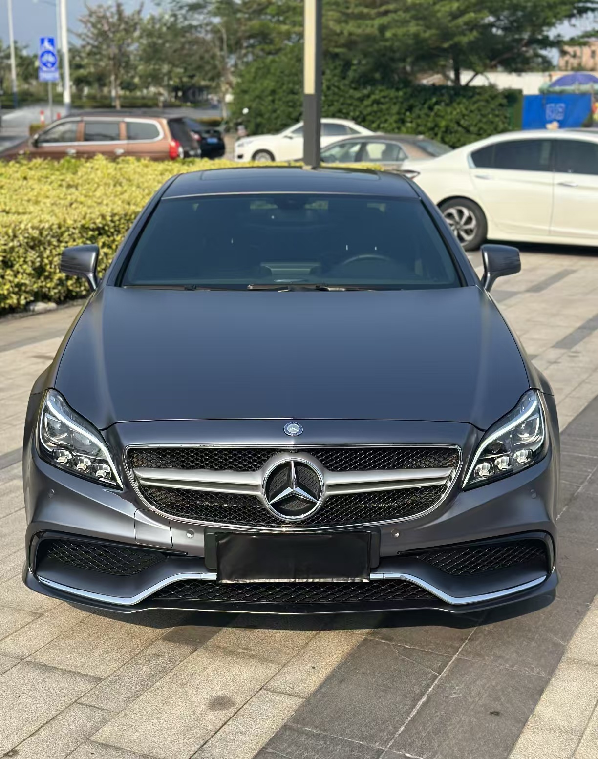 Suitable for 12-17 Model Mercedes-Benz Cls260 Cls300 Modified to Cls63 Front Bumper and Rear Lip Body Kit Sports Modification