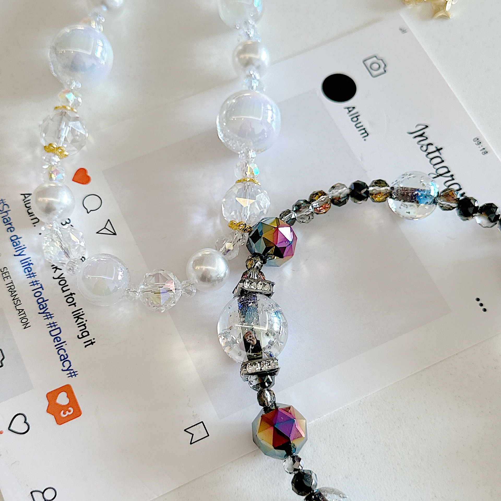 Cadena de teléfono móvil de alta gama hecha a mano de boutique, cadena de pulsera de luna de cielo estrellado, cordón de teléfono móvil de moda, mochila/colgante corto