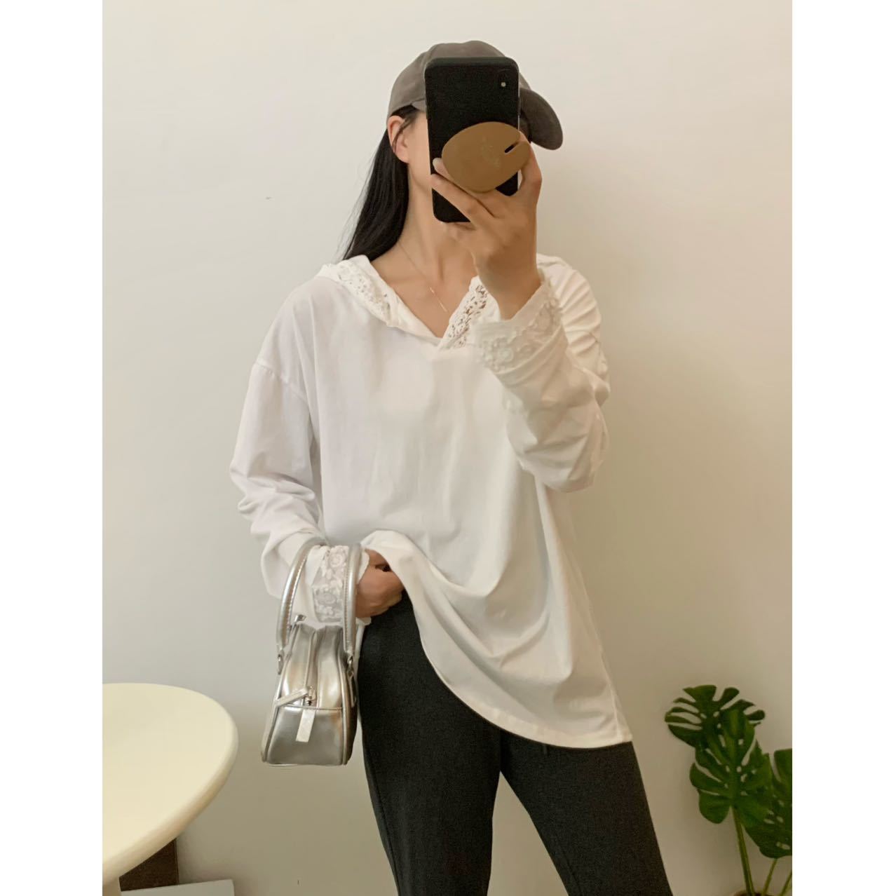 Summer white lace shirt with hood