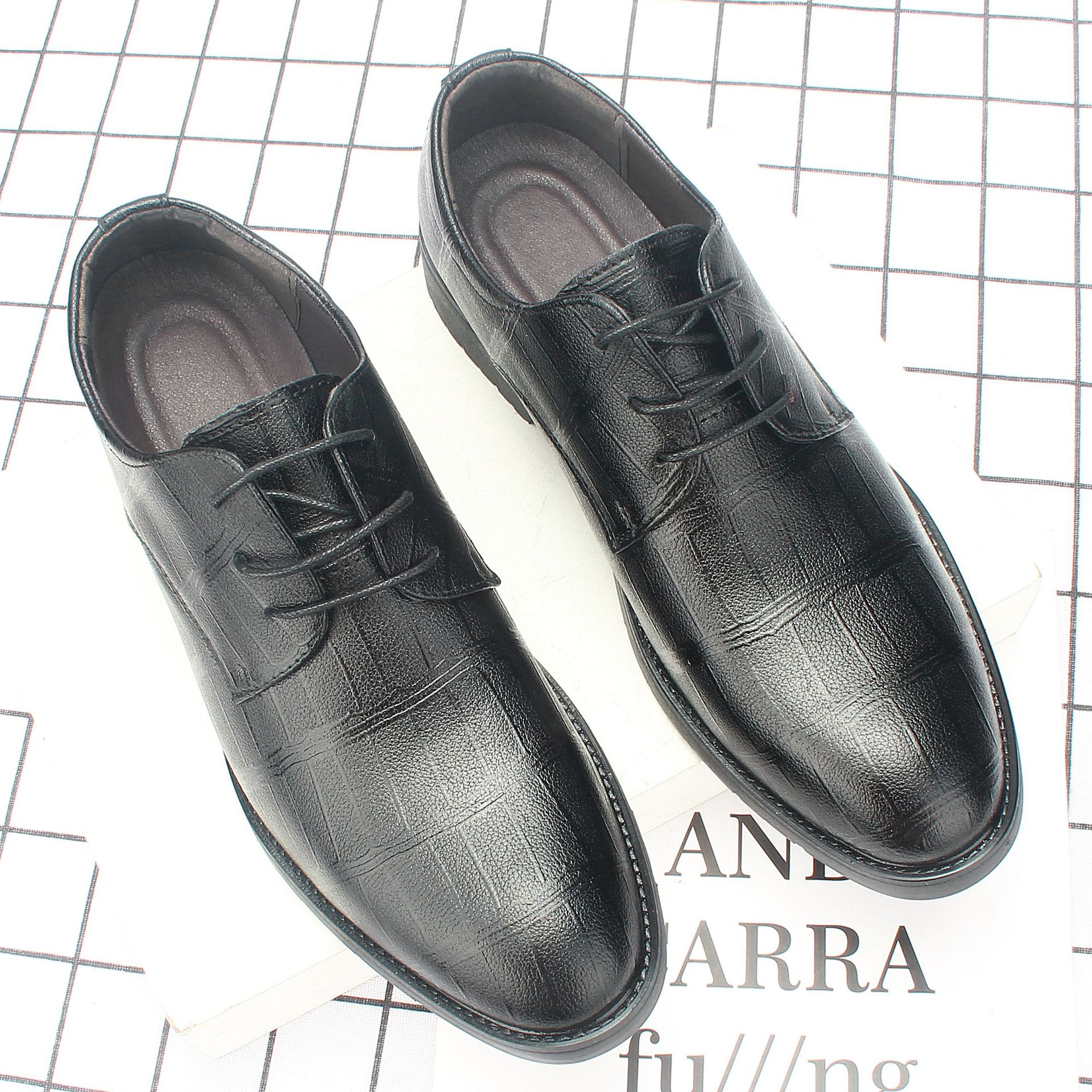 2022����Ӣ�׼�Լʱ�аٴ�������Ь������ƤЬ����װЬ66889