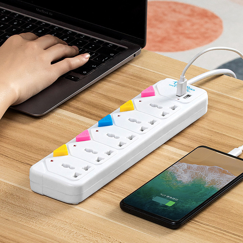África Medio Oriente India Sudeste Asiático Multi-interruptor Control independiente enchufe USB placa de enchufe con enchufe de cable
