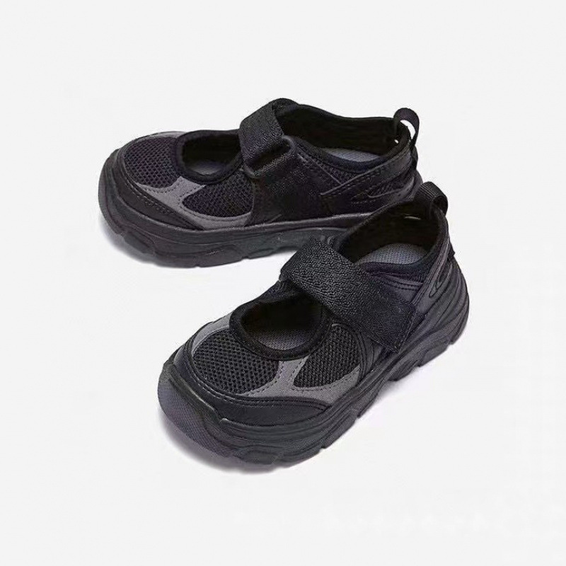 Putian N-Shaped Mary Jane Closed-Toe Children's Sandals for Girls with Velcro Breathable Mesh Sports Outdoor Beach Sandals