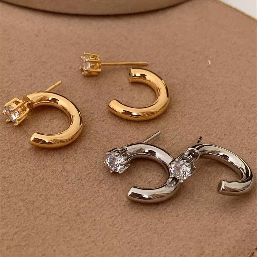 1 Pair Simple Style C Shape Plating Inlay Copper Zircon Ear Studs display picture 1