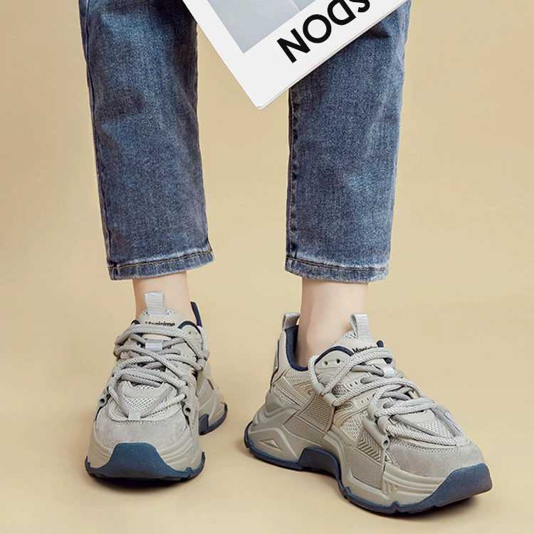 Дышащие женские кроссовки для папы 2025, новые осенние серые весенне-осенние женские туфли на толстой подошве, кроссовки для пары, увеличивающие рост, хит продаж