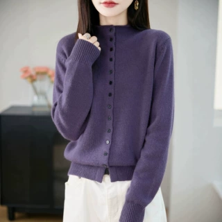 【厂家直供】秋冬半高领纯色针织开衫外套女宽松短款时尚外搭毛衣
