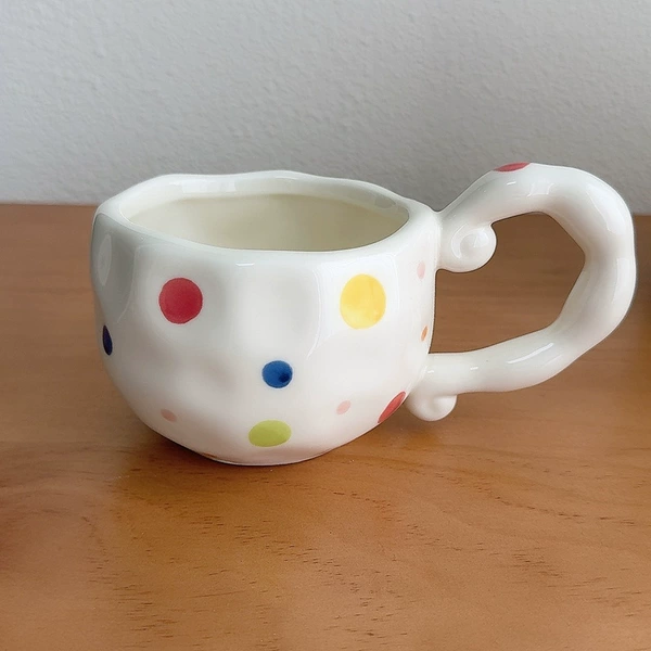 Irregular handle colorful polka dot pattern cup