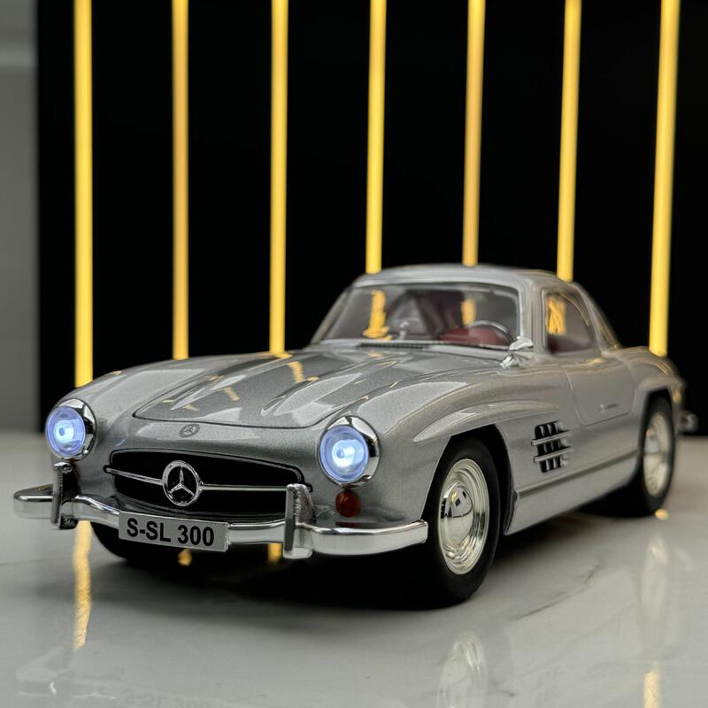 New Howdy Alloy Car Model 1: 24 Big Ben 300SL Acousto-optic Huili Retro Toy Odd Car Sound Effect Model Ornaments New Howdy Alloy Car Model 1: 24 Big Ben 300SL Acousto-optic Huili Retro Toy Odd Car Sound Effect Model Ornaments