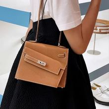 ���ֹ�Ϟ��2025�¿���ƤŮ���p��P����K������gб��ٴ�羳