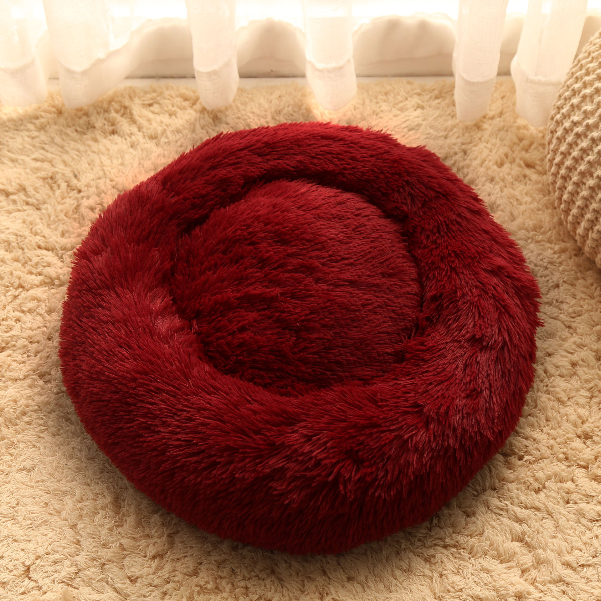 Gran número de fabricantes en stock de invierno ronda de felpa pequeño mediano nido de gato casa perrera cama para mascotas suministros perro gato estera