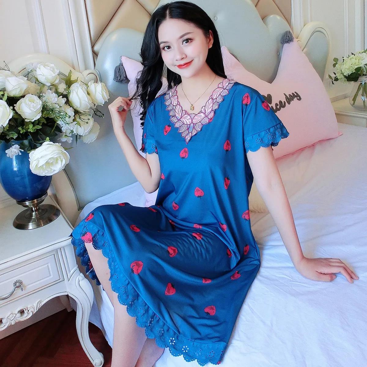 2023 camisón de las mujeres pijamas de verano estudiante delgado más tamaño de mediana edad vestido de una pieza desgaste del hogar Comercio exterior al por mayor