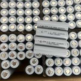 天辉全新平头18650-1300mAh-5C动力锂电池电动工具无人机小风扇电