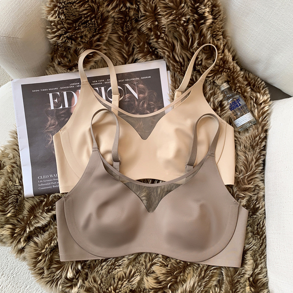 Orejas de conejo delgadas japonesas ropa interior sin costuras de las mujeres sujetador de adelgazamiento de pecho grande sin anillo de acero sujetador de sueño