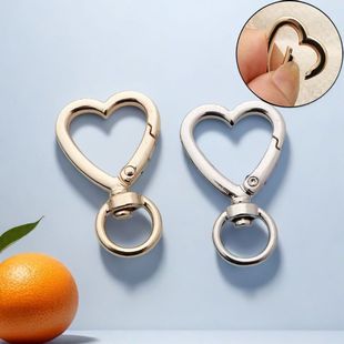Love Keychain Men and Women Couple Jewelry Hardware Accessories Peach Heart Luggage Buckle Heart-Shaped Alloy Hook Buckle DIY