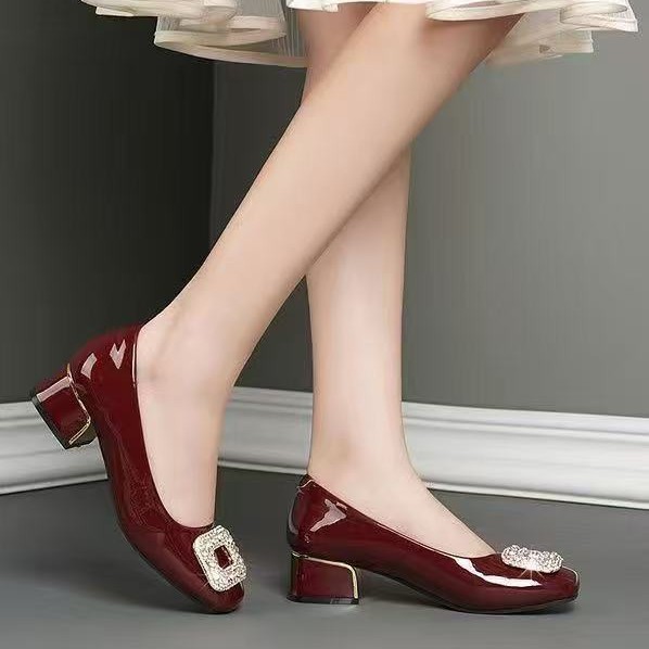 2025 otoño casuales diamante cuadrado botón esmalte de cuero coreano trabajo profesional zapatos de cuero de mujer de talón grueso redondo zapatos de cuero suave
