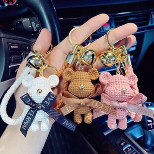 Resin fashion brand wool bear keychain three-dimensional doll backpack pendant female cartoon bear car key chain ornaments