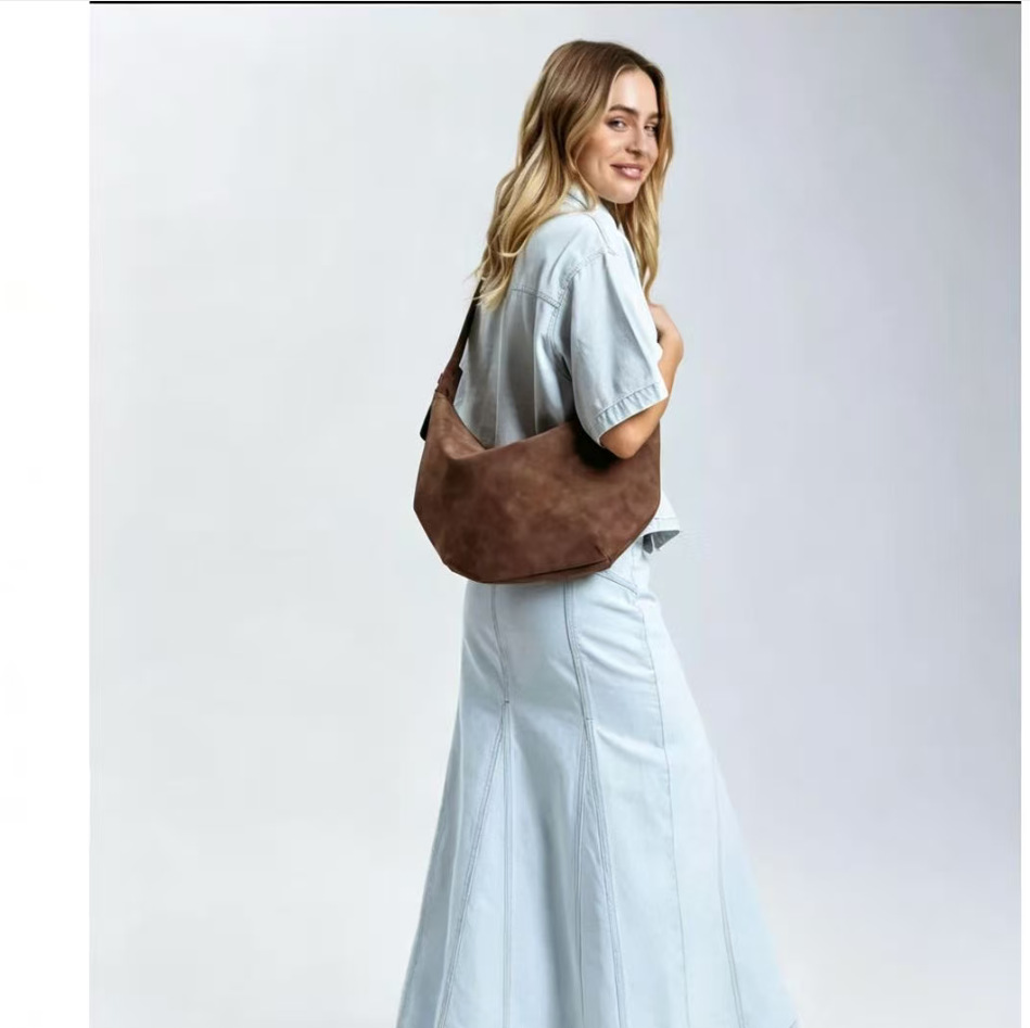 Cross-border Large-capacity Women's Bag 2026 New Retro Niche Design Single-shoulder Crossbody Bag Commute Tote Bag
