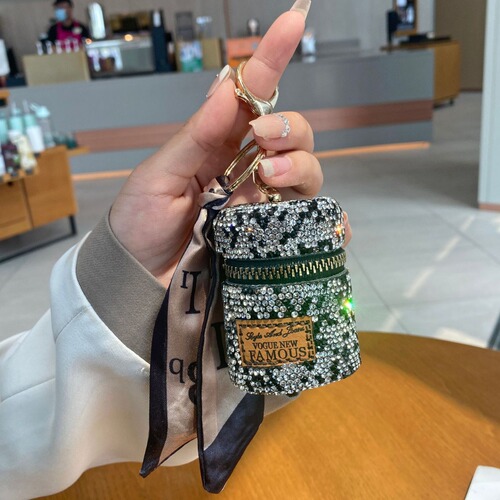 New Fashionable Internet Celebrity Key Chain Versatile Mini Full Diamond High-end Feeling Earphone Bag Zero Wallet Small Chiffon Light Luxury Style 