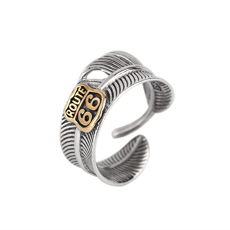 Retro fashionable ring for men and women