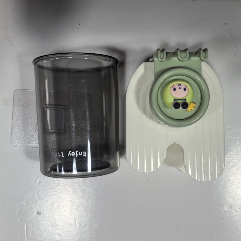 電動歯ブラシうがいカップ棚穴なし壁掛けトイレ浴室歯磨き粉歯ブラシカップ収納棚|undefined