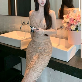 时尚休闲套装;女式针织衫;连衣裙