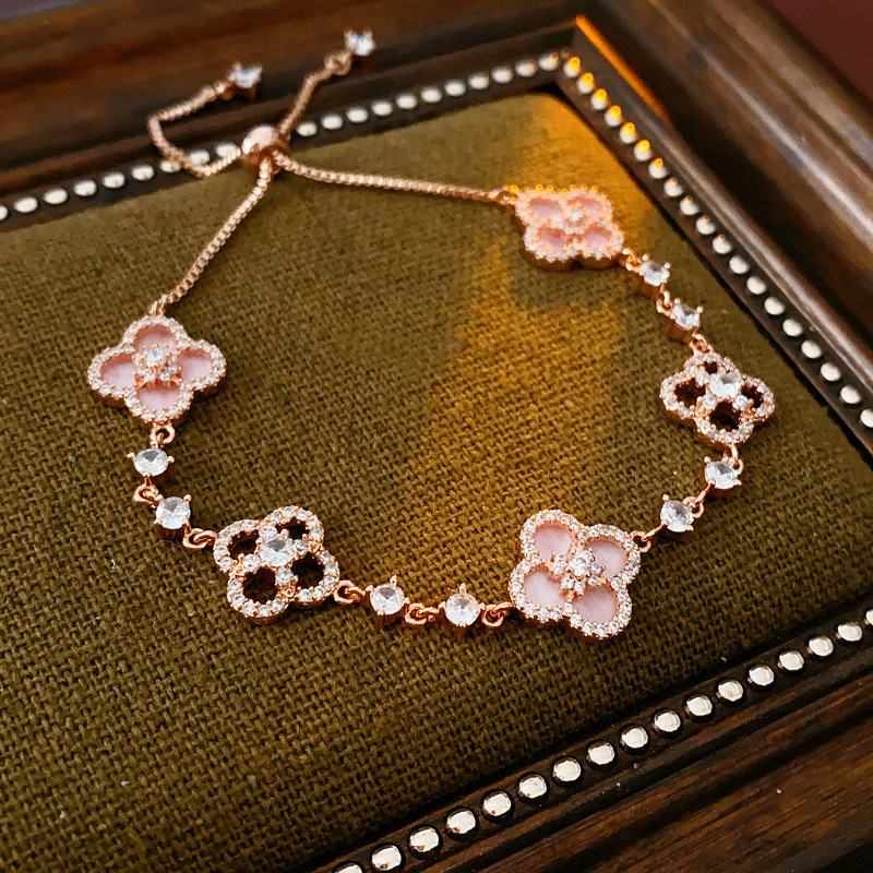 Diseño de nicho Pulsera de temperamento de alta calidad Pulsera Joyas de pulsera de circonita súper parpadeante Pulsera de estilo ins Mujer