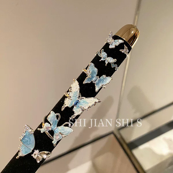 Summer Ice Diamond Gradient Butterfly Series Open Ring Women's Minimalist Design Halo Light Luxury Cool Finger Ring