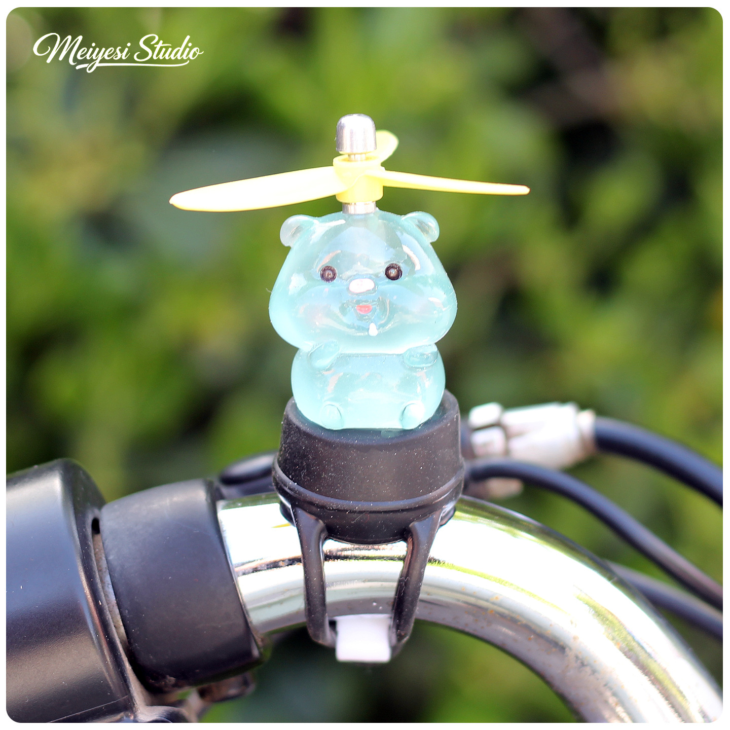 Cariñosa muñeca de dibujos animados accesorios de decoración de automóviles eléctricos accesorios de motocicleta de batería de bicicleta manija de decoración