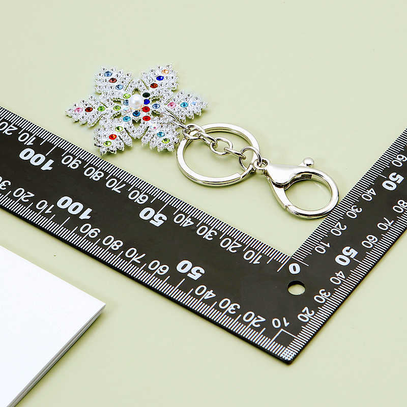Christmas Festival Snowflake Pattern Women's Gender Korean Style Snowflake Alloy Inlay Rhinestones Christmas Women's Bag Pendant Keychain