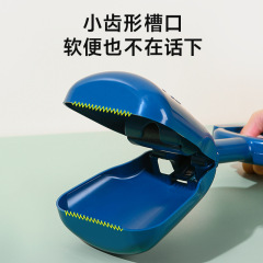 Pet portable toilet clip dog poop picking tool small and medium-sized dog toilet pickup with garbage bag cleaning supplies