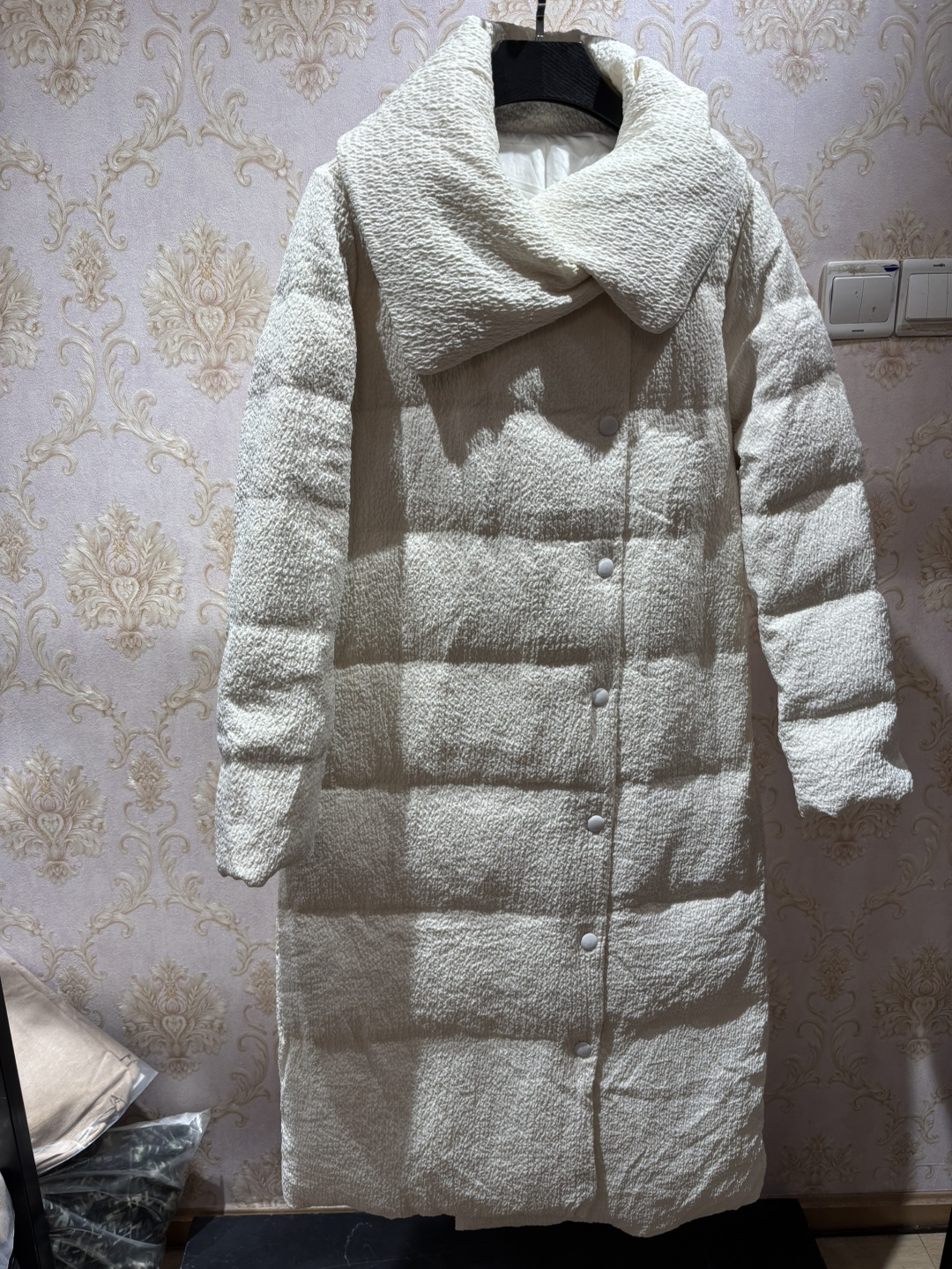 过膝加长冬装女装翻领中长款显瘦扣直筒羽绒服一件代发