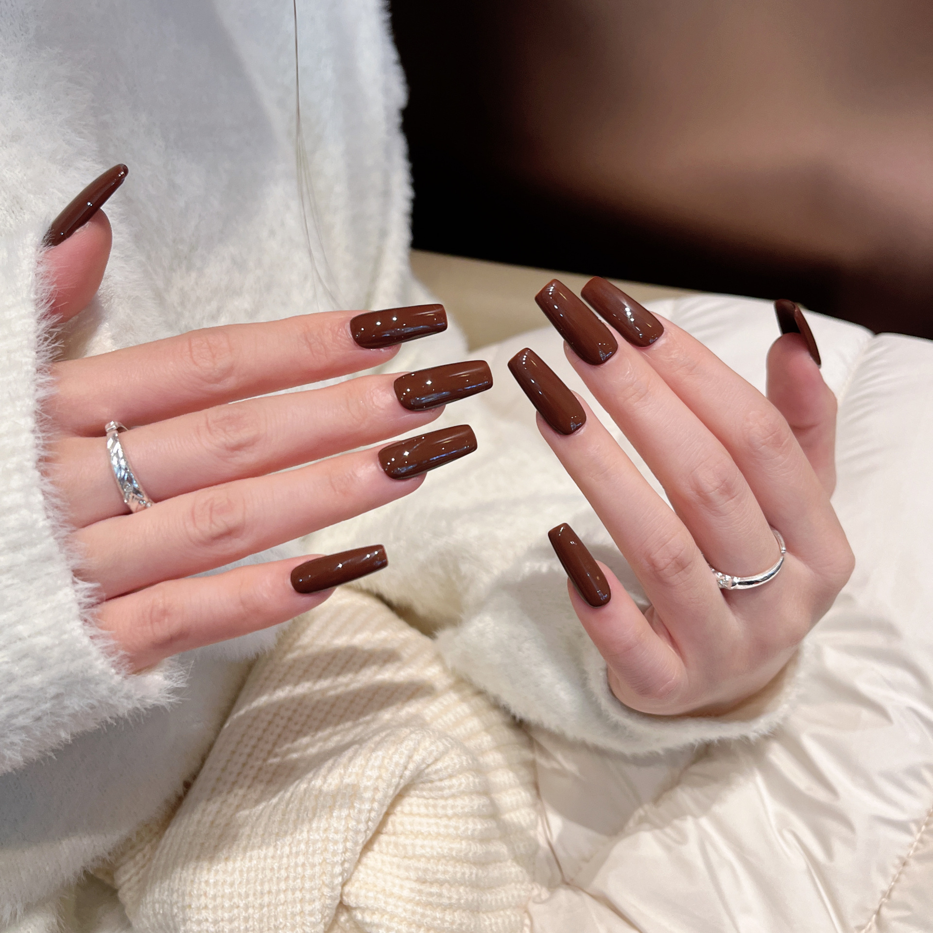 Uñas Postizas Hechas a Mano Ultradelgadas Sin Marcas para Mujeres
