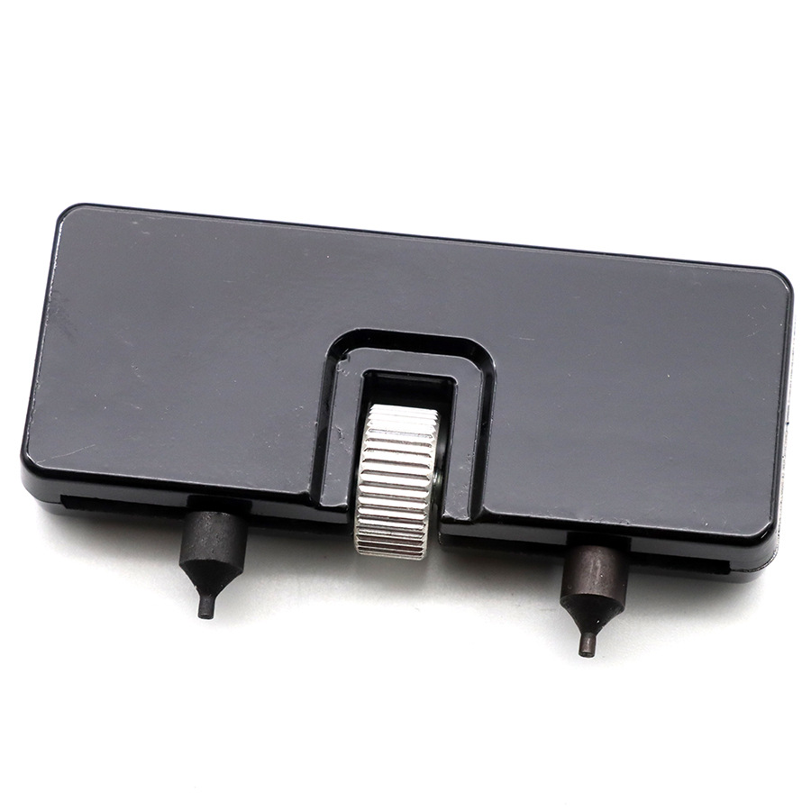 Metal two claw black (round mouth)