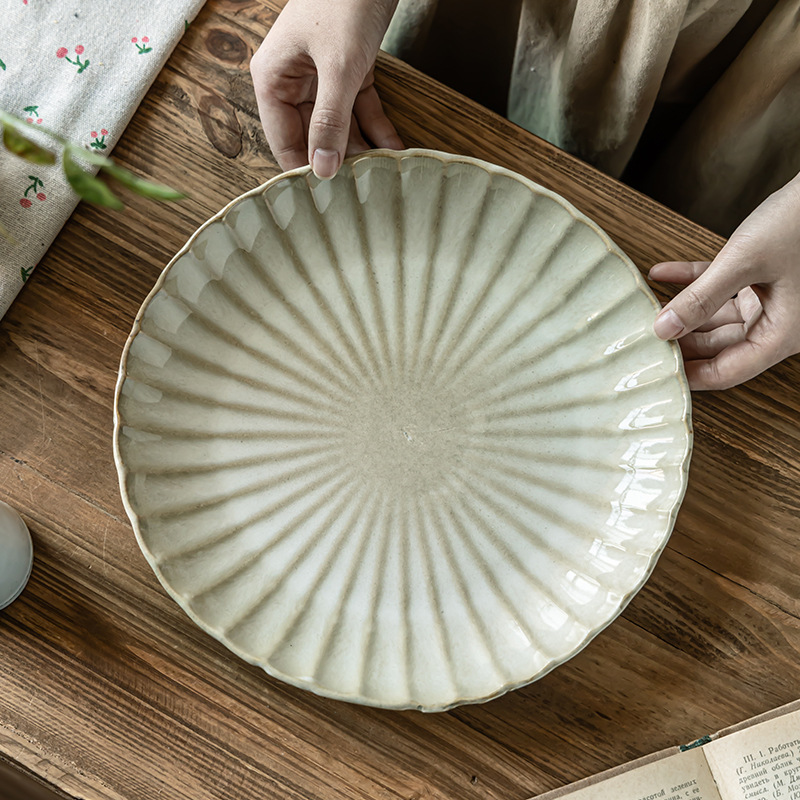 Plato retrógrado en forma de pétalos de platos de vajilla japonesa al por mayor platos de filete de restaurante occidental platos redondos platos de comedor grandes