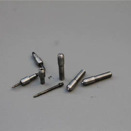 鞋眼机;鞋机配件;其他铆接设备