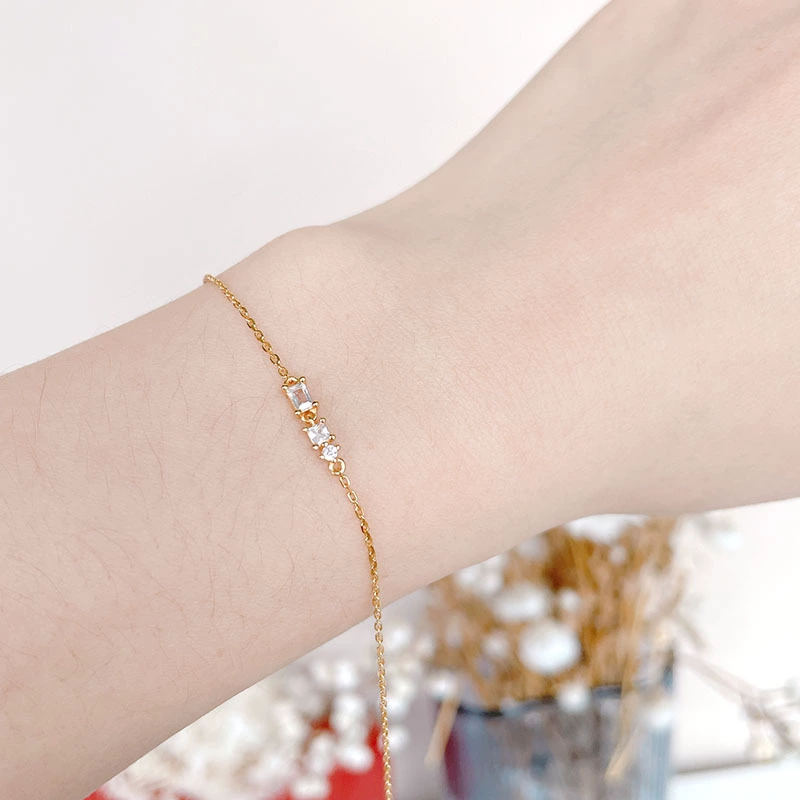 Браслет, основание из серебра S925, золочение (champagne или 14K светлое золото), регулирующаяся длина 17,5 см
