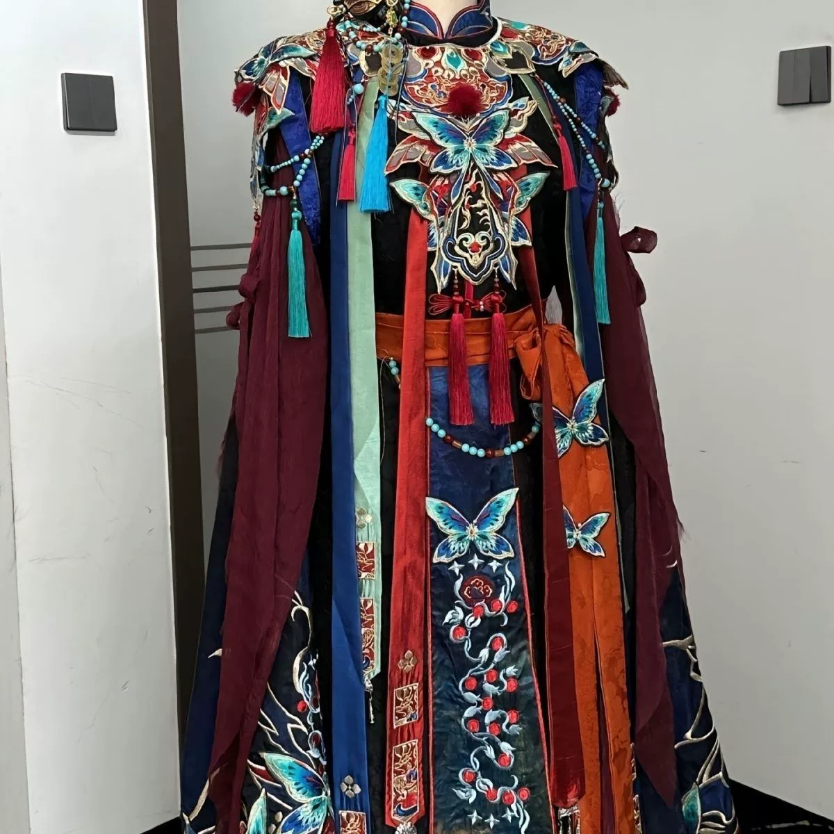 Ханфу для женщин [Nuo Opera] в стиле оперы с традиционными китайскими элементами, новый сказочный комплект династии Мин для весны, лета и осени.