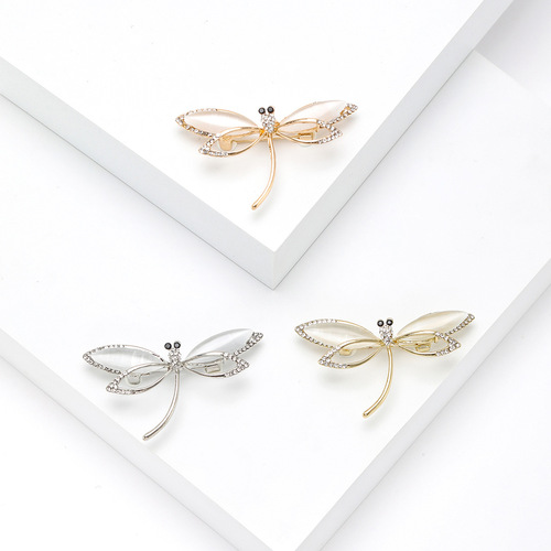 韩版创意新款猫眼石蜻蜓胸针时尚合金昆虫别针外套毛衣服装配饰品