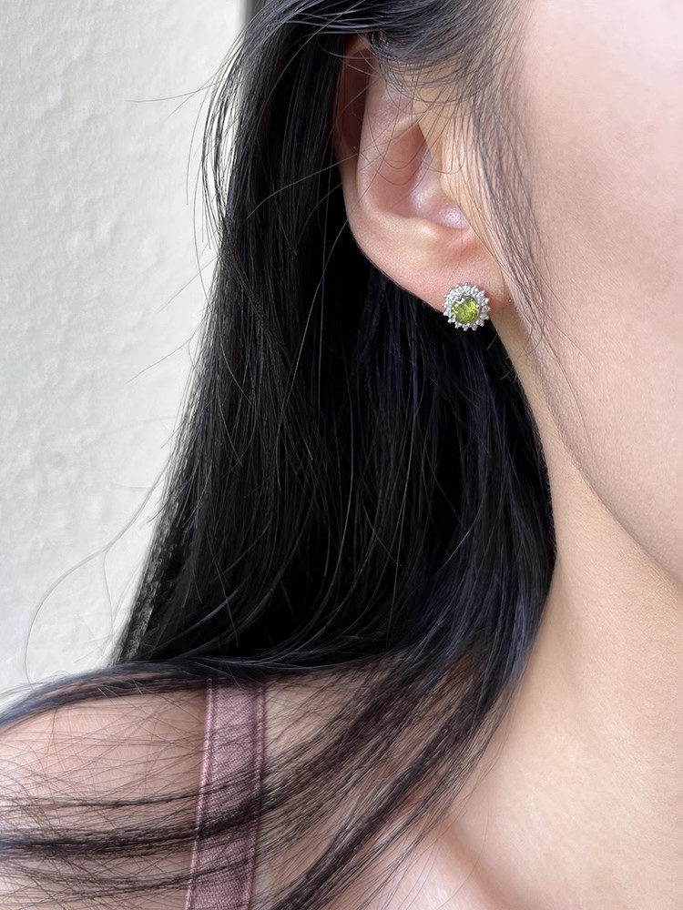 1g Weight 925 Sterling Silver Ear Needle Material Ear Studs Classification 1 Pair Quantity Holiday, Daily Occasion 925 Sterling Silver Material Geometric Pattern All Seasons Season Women's Gender Polished Finish Elegant, Simple Style Style 1 Pair 925 Sterling Silver Geometric Ear Studs 3