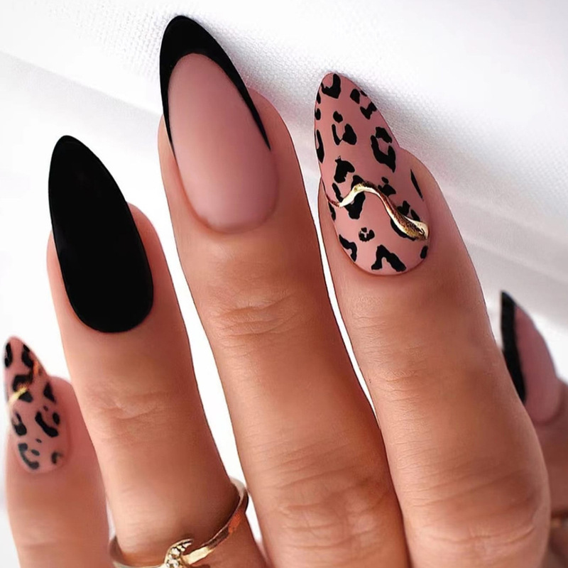 Europe and the United States hot-selling hand-worn nail drops black French frosted leopard gold thread full coverage nail art fake nail patch
