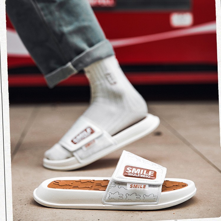 Sandalias de hombre nuevas de primavera y verano que no huecen a pies, sandalias sin cordones con velcro, sandalias de hombre de alta gama, estilo popular
