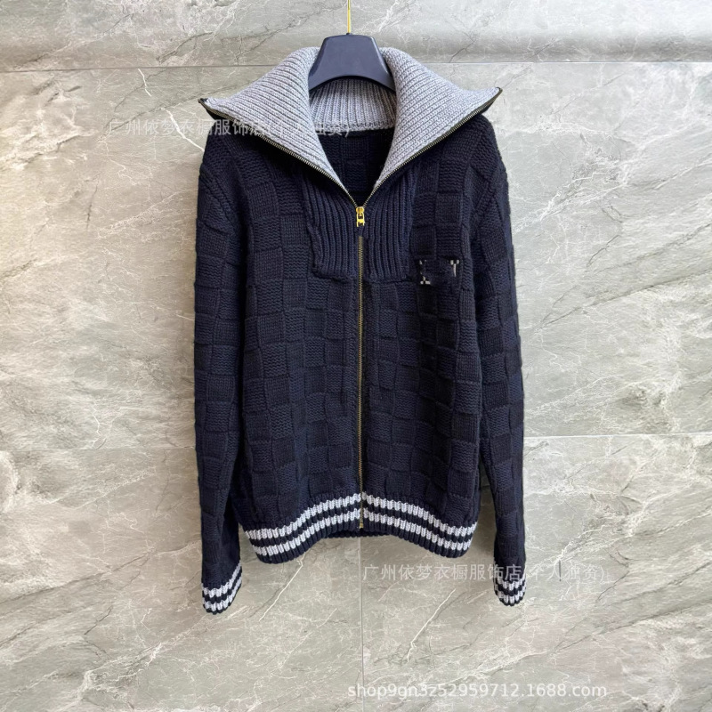 Top-Quality 26 Trendy Brand New Lv-Style Dark Pattern Checkerboard Jacquard Knit Mosaic Logo Zip-Up Cardigan Top-Quality 26 Trendy Brand New Lv-Style Dark Pattern Checkerboard Jacquard Knit Mosaic Logo Zip-Up Cardigan