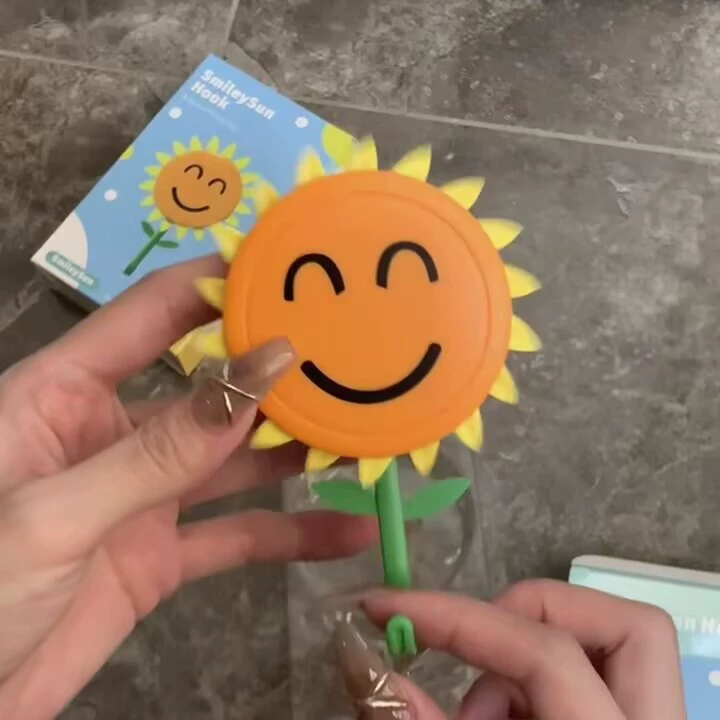 Telescopic cartoon storage system with sunflower extract, fridge magnet