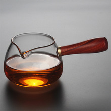 侧木把玻璃公道杯 花梨木把手分茶器倒茶杯 家用玻璃茶海功夫茶具