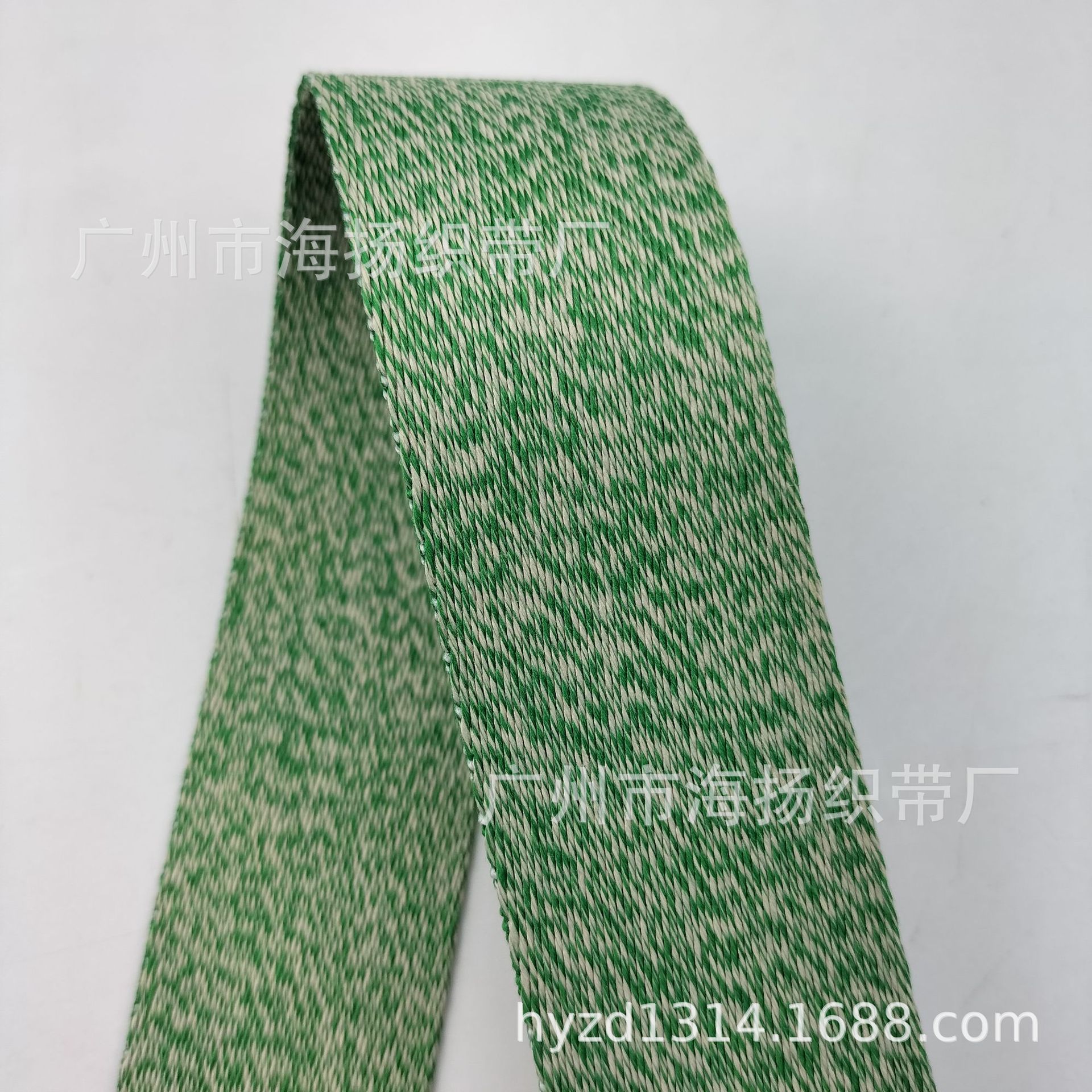 잔디 녹색 * 3.8cm * 300D * 셔틀리스 * 트위스트 폭발