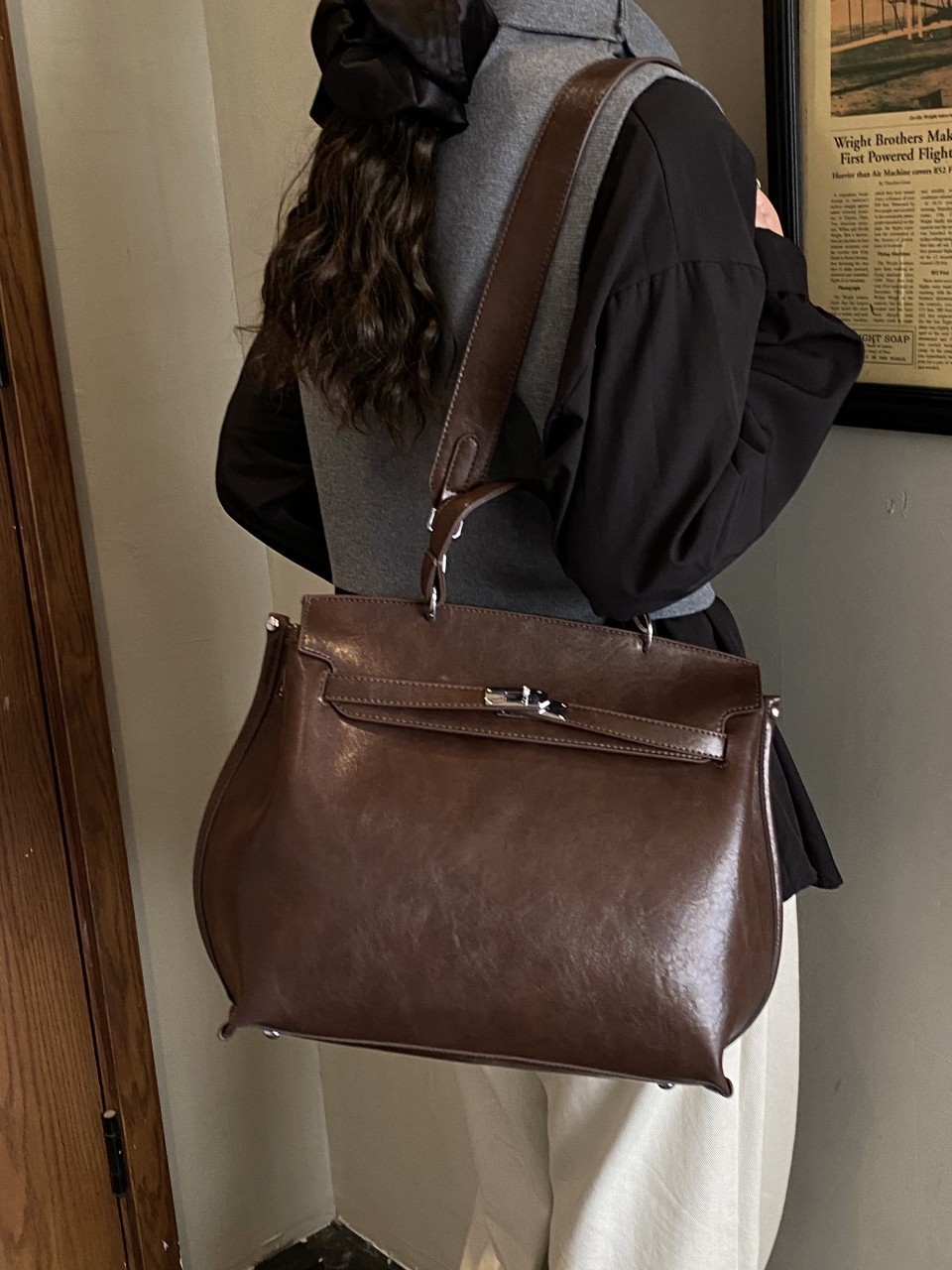 Bolsa de damas transfronteriza retro bolso de platino bolso de mano versátil bolso de Kelly 2025 nuevo hombro mochila bolsa