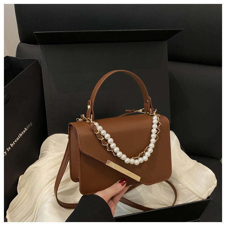 360g Weight Magnetic Buckle Closure Type Single Shoulder Strap Strap Type Shoulder Bag Bags Type Casual, Daily Occasion Pu Leather Material Solid Color Pattern All Seasons Season Women's Gender Elegant, Streetwear Style Square Shape Women's Pu Leather Solid Color Elegant Streetwear Square Magnetic Buckle Shoulder Bag 9