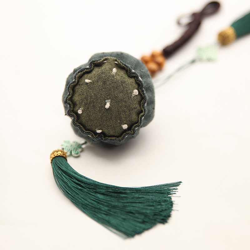 Bordado DIY hecho a mano patchwork bolsita colgante Lu bordado loto decoración del coche Regalo De vacaciones collar bolsita colgante