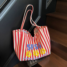 �͹ł��Դ������l�y��ĸ�������W�����nͨ�����ذ�㼑Іμ�Ů����